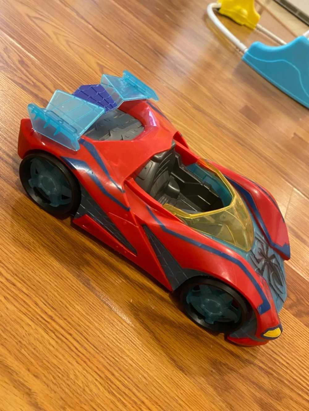 Hasbro Marvel Super Hero Adventures Spider-Man Web Racer